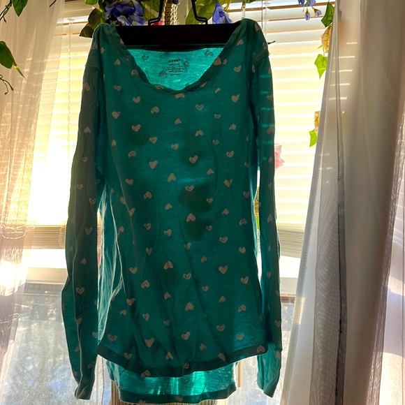 Teal heart shirt . Old navy 10-12 - Picture 1 of 2